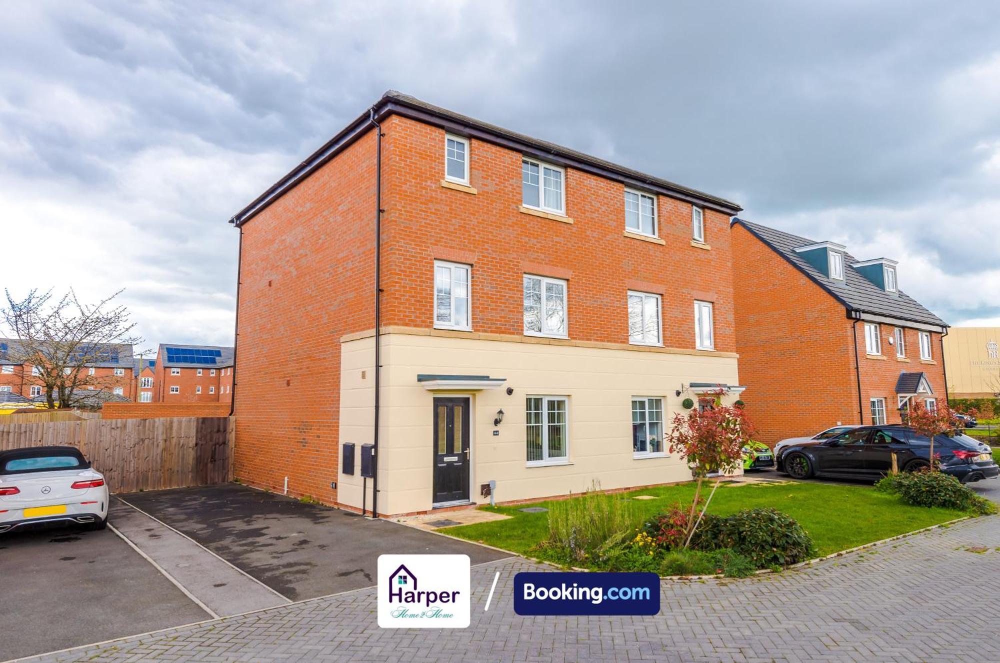Hough Green Prime Location 3 Storey By Harperletting Short Lets & Serviced Accommodation Chester With Driveway Long Or Short Stays מראה חיצוני תמונה